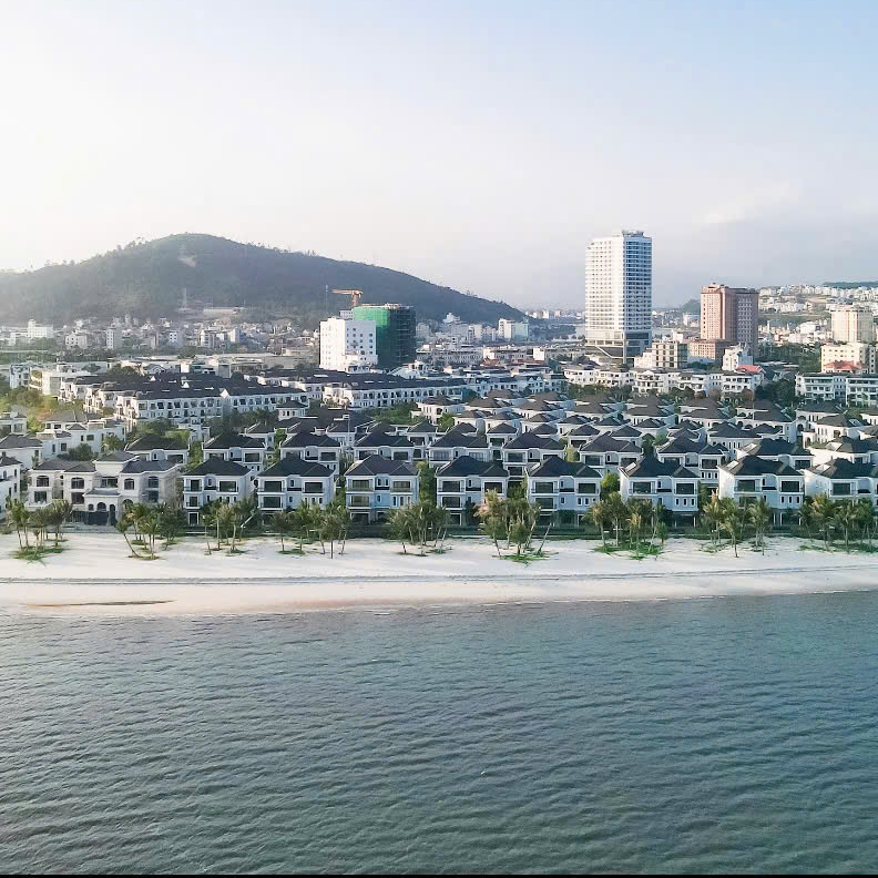 Biệt thự biển Grand Bay Villas Hạ Long 2026